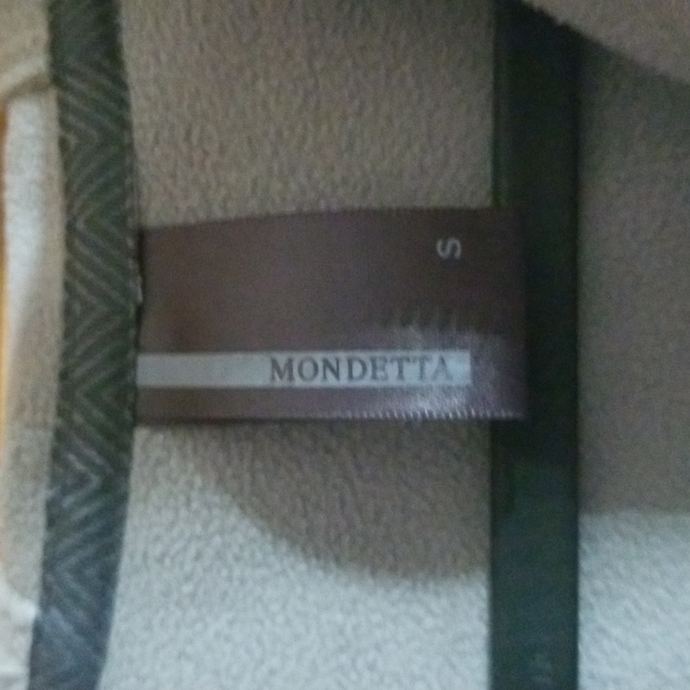 Size Small Spring/Fall Mondetta jacket - Picture 3 of 3